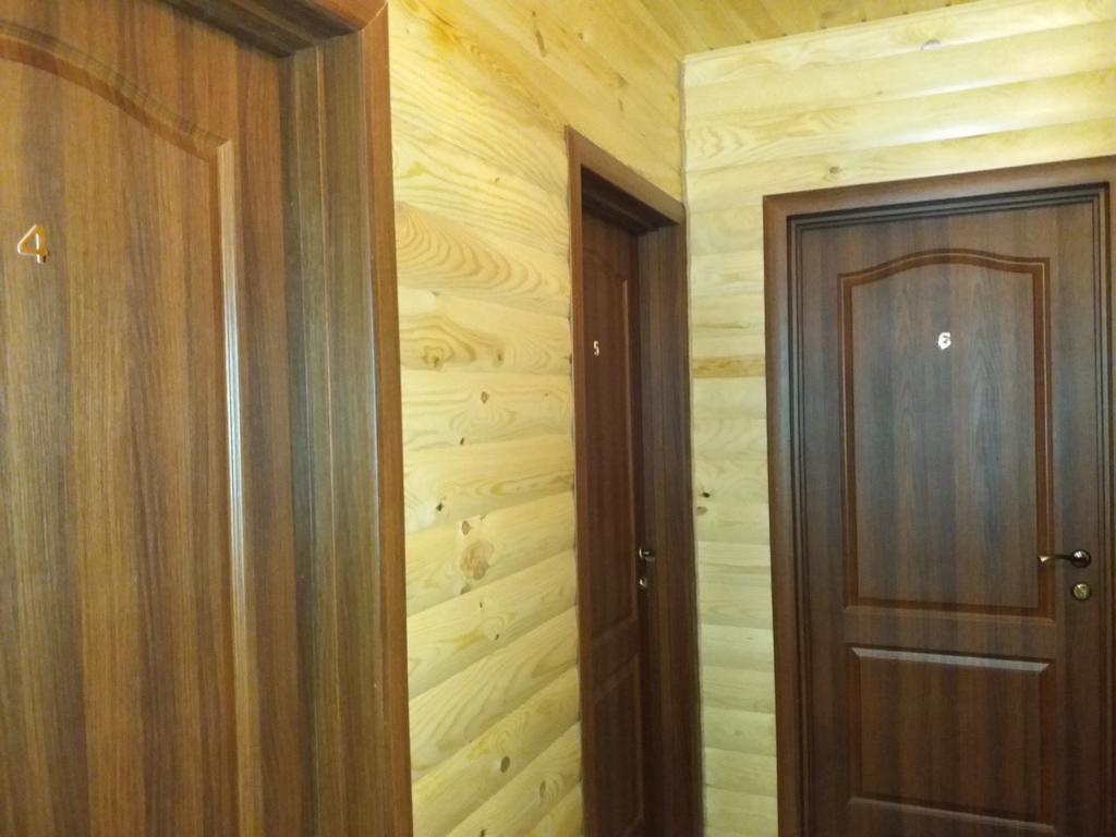 Садиба Орисин Явір Orysyn Yavir Pensionat Svitjaz Exteriör bild
